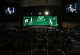 رئیس جمهور خطاب به معلمان: ما به شما دل بسته‌ایم تا نسلی تربیت کنیم که سودای مهاجرت نداشته باشد 