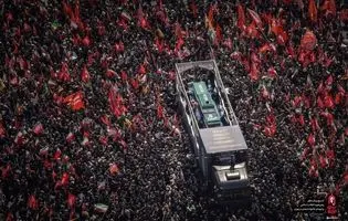 تهران در سوگ/ وداع تلخ مردم با رهبر شهید انقلاب و خانواده ایشان 