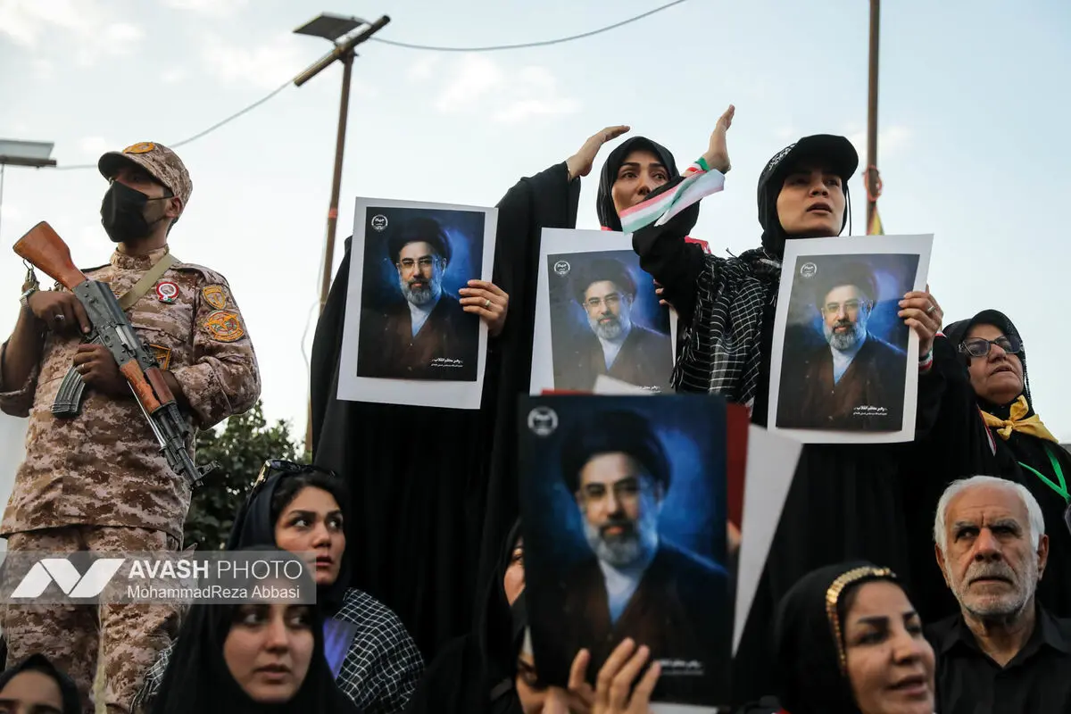 مراسم تشییع پیکر مطهر رهبر شهید انقلاب در تهران - ۱