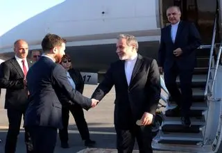 عراقچی وارد ارمنستان شد