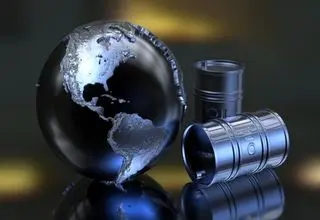 کاهش قیمت نفت در آستانه اجلاس ائتلاف اوپک پلاس