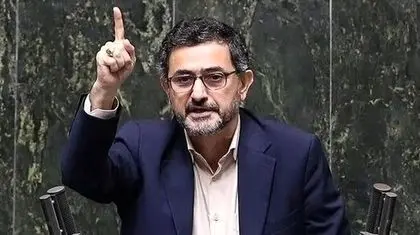 نمانیده مردم تهران: از فاصله بینِ پالایشگاه تا نیروگاه ۲ تا ۳ میلیون لیتر سوخت قاچاق می‌شود! 