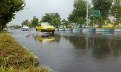 آب گرفتگی ۱۰۰ واحد مسکونی در بندرانزلی