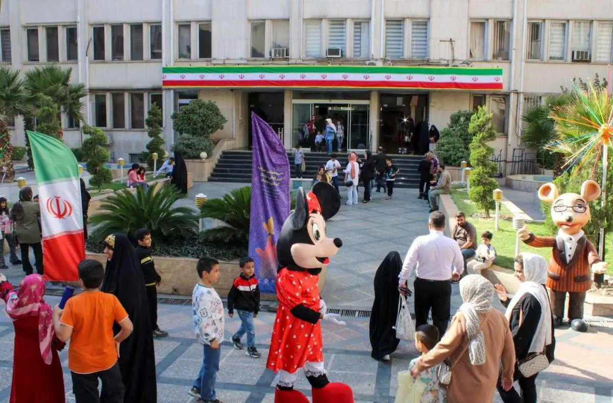 هنر زبان تربیتِ امید و عقلانیتِ جمعی است