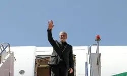 پزشکیان در دهه کرامت وارد مشهد شد
