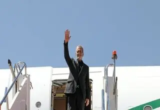 پزشکیان در دهه کرامت وارد مشهد شد 