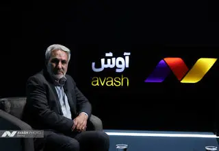 می‌گویند اگر ساعت کاری کارمندان کم شود از رشد 8 درصدی عقب می‌مانیم!  