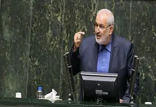  باید الگوی کشت را در برخی محصولات کنار بگذاریم