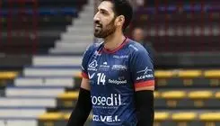 بازیکن ایرانی تیم والیبال سیهنا مصدوم شد