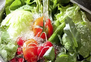 چگونه با تغذیه مناسب در بحران، آرامش بیشتری داشته باشیم؟