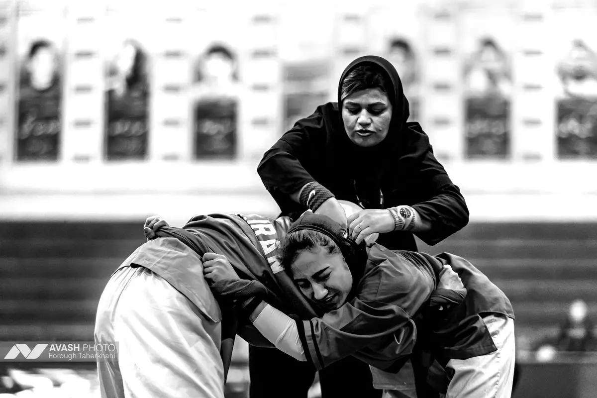 کشتی آلیش بانوان