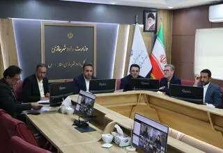 برگزاری جلسه پایش نهضت ملی مسکن کشور با حضور وزیر راه و شهرسازی