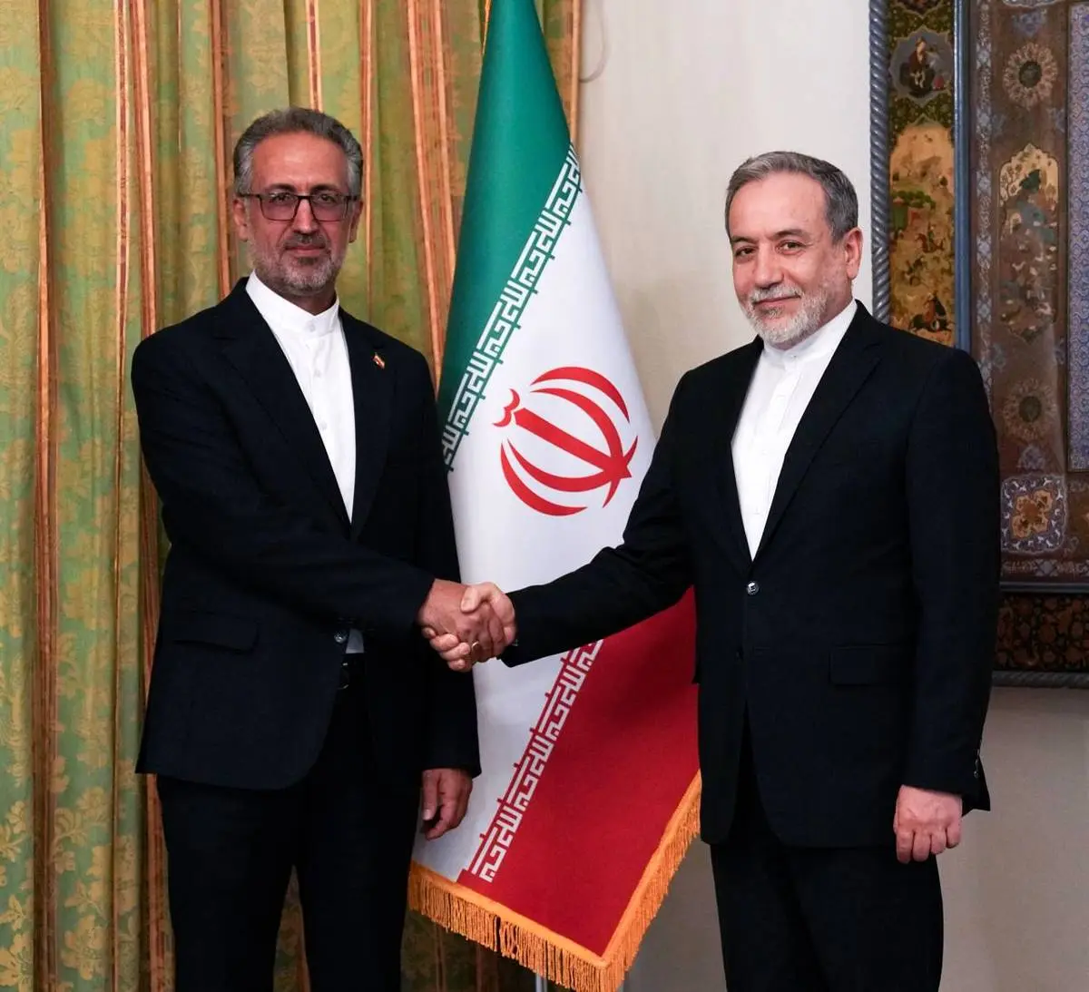 عیسی کاملی سفیر ایران در لهستان شد 