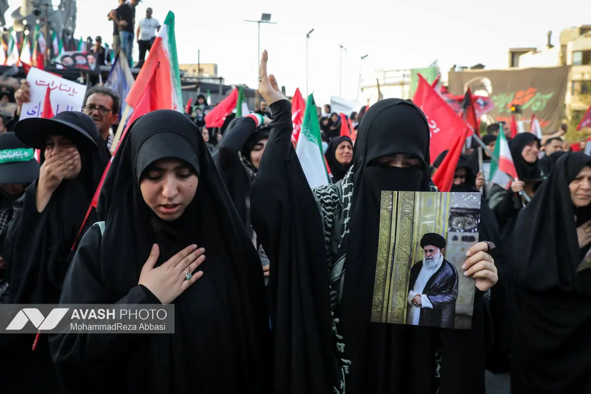 مراسم تشییع پیکر مطهر رهبر شهید انقلاب در تهران - ۱