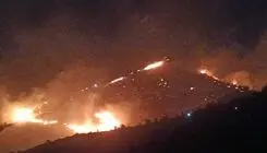 وقوع آتش‌سوزی در کوه بلوار جمهوری شیراز