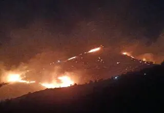 وقوع آتش‌سوزی در کوه بلوار جمهوری شیراز