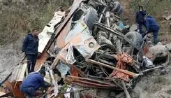  ۱۹ کشته در سقوط اتوبوس به دره در نپال +فیلم