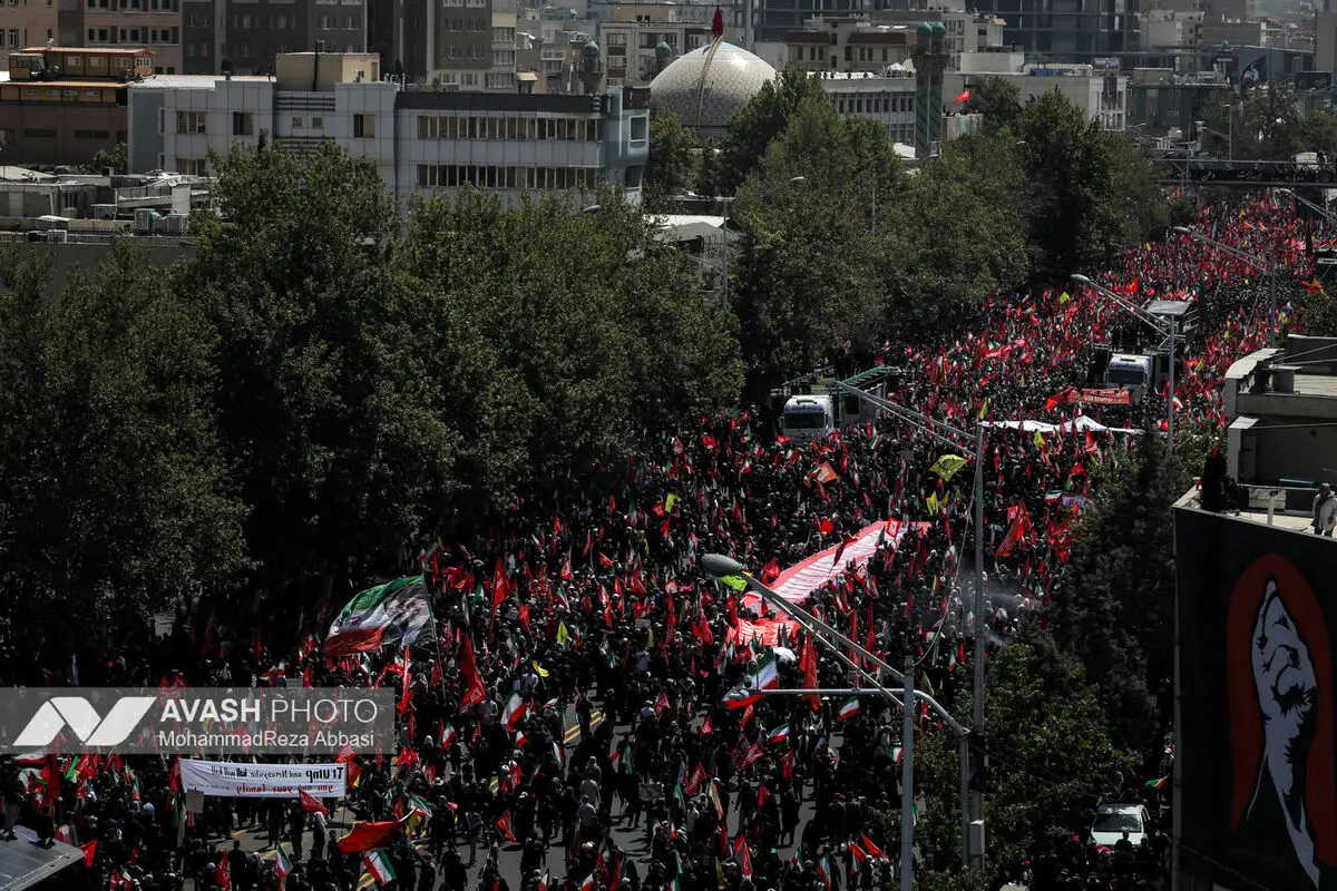 مراسم تشییع پیکر مطهر رهبر شهید انقلاب در تهران -