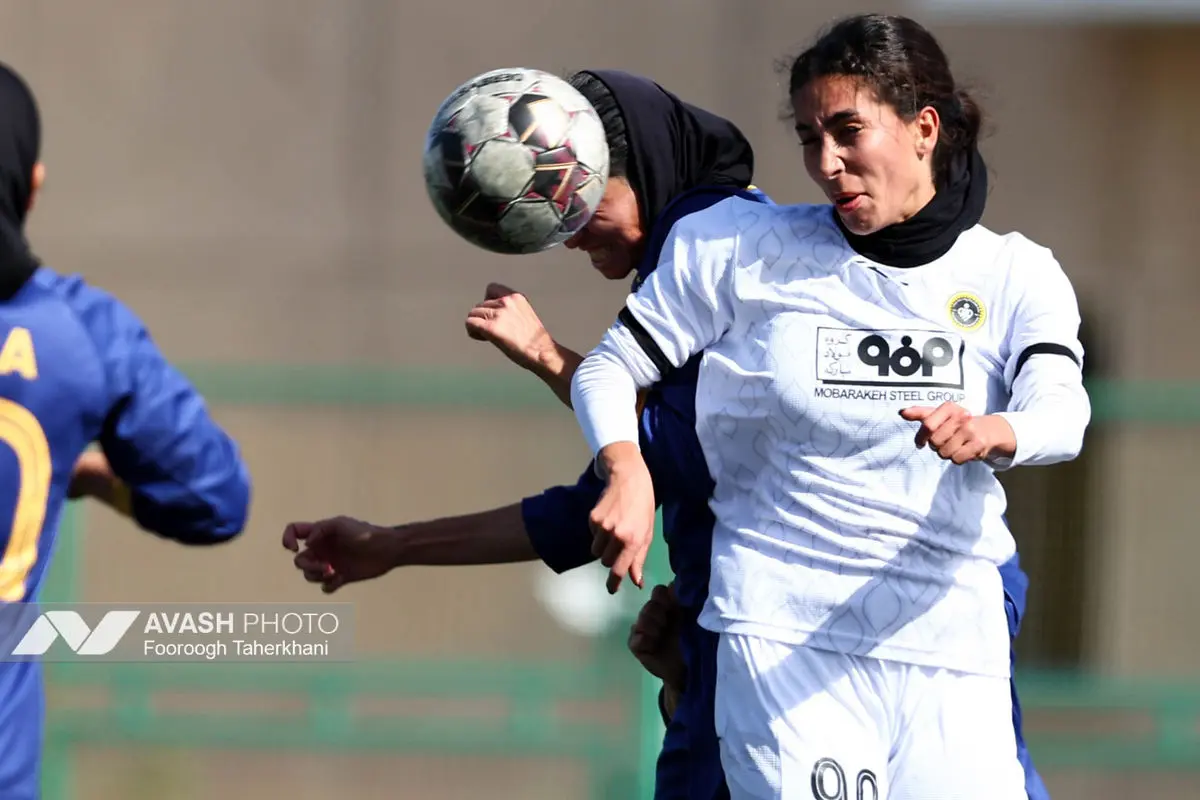 دیدار تیم های خاتون بم و سپاهان اصفهان