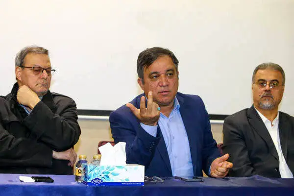بلاتکلیفی در نقل و انتقالات استقلال