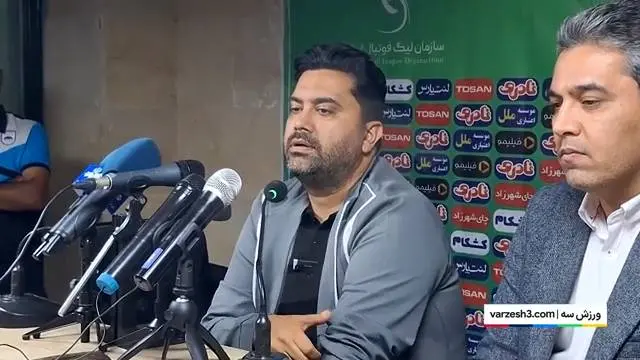 اخباری: به شعارهای استقلالی‌ها علیه تیمم توجه نکردم!