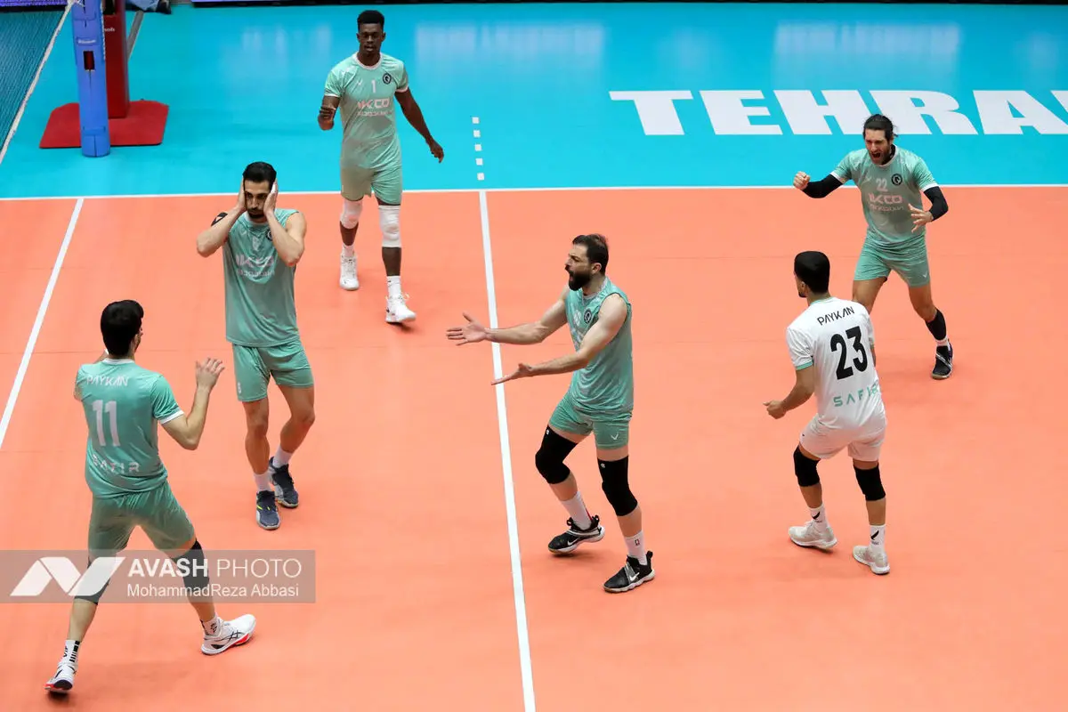 دیدار تیم های والیبال پیکان تهران و رازین پلیمر