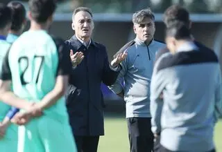 خلیفه‌اصل سرمربی موقت استقلال خوزستان شد