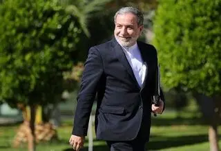 راهبرد عراقچی برای تأثیرگذاری بر ترامپ: ترکیب دیپلماسی با زبان قدرت

