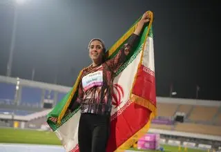 دختر دندان پزشکی که طلا گرفت 