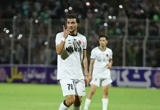 فولاد به دنبال جذب هافبک مس رفسنجان