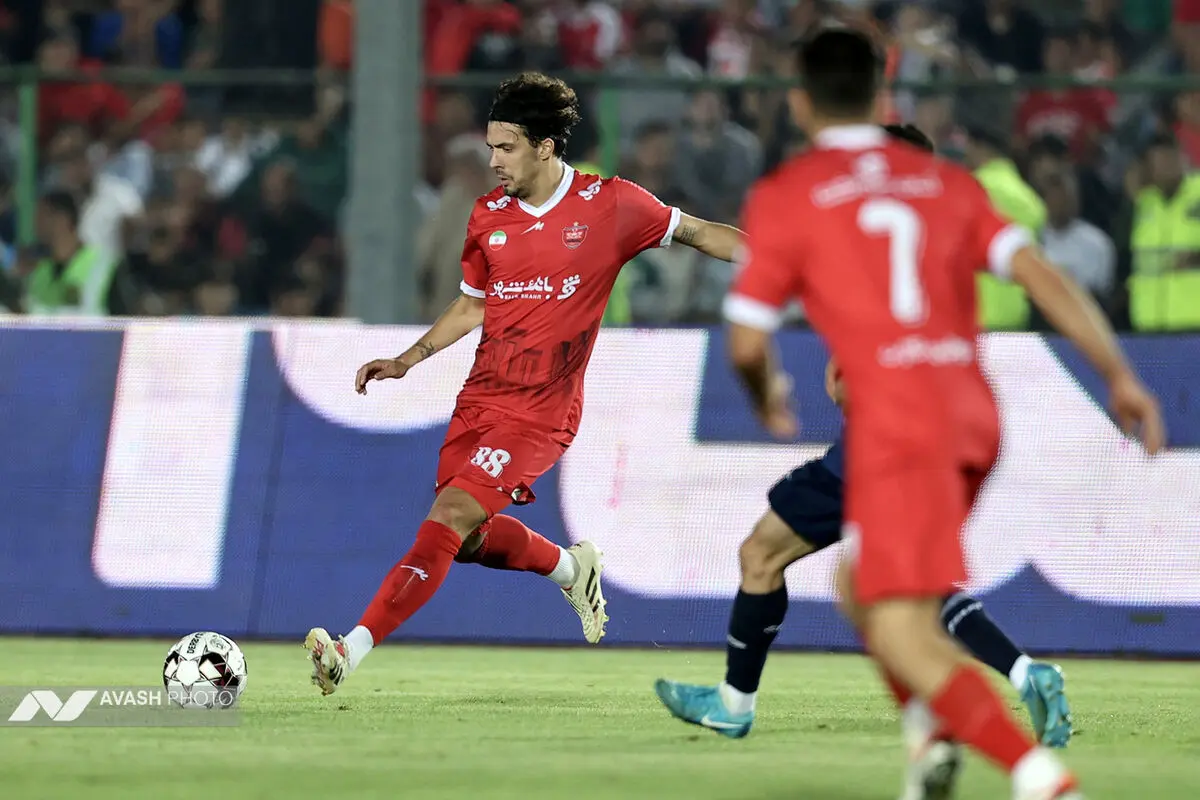 لیگ برتر فوتبال - پرسپولیس و گل‌گهر