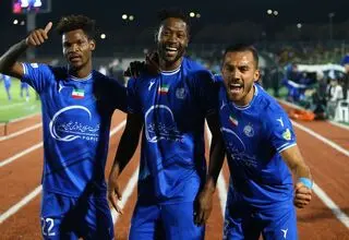 شوک به استقلال؛ پرسپولیس شروط اندونگ را پذیرفت