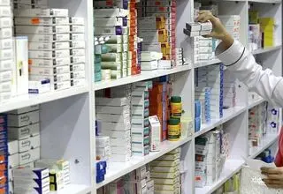 مالیات بر ارزش افزوده دارو و مواد اولیه کالاهای اساسی کم می‌شود؟