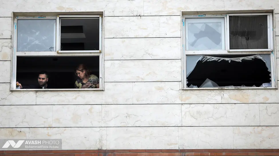 تایید خبر شهادت سردار تنگسیری توسط سپاه/ شب گذشته تهران ، تبریز و قم به شدت بمباران شدند/ مهار آتش‌سوزی در پتروشیمی تبریز + فیلم و عکس