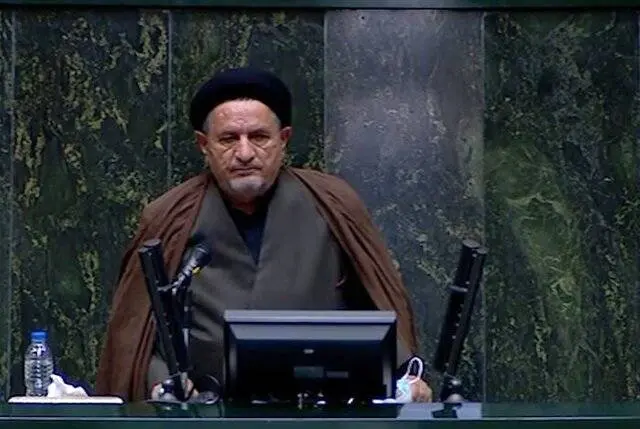 موحد: بازنگری در بومیگزینی و انتصاب مدیران ناکارآمد ضروری است