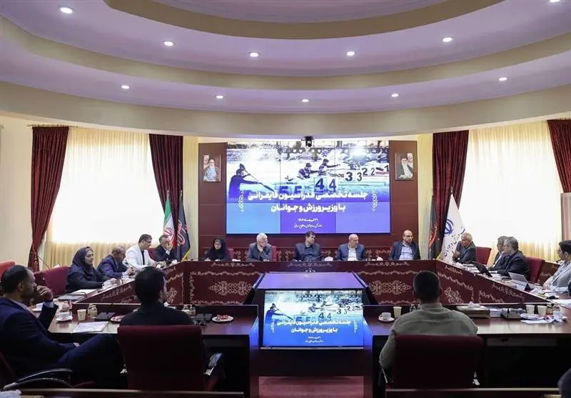 دنیامالی: انتظار از فدراسیون قایقرانی زیاد است