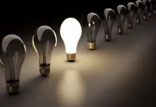 خاموشی ایران تمامی ندارد