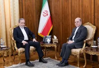 رایزنی سفیر ایران در نیوزیلند با سیدعباس عراقچی 