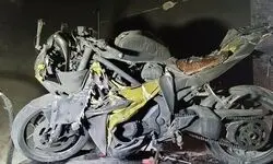 نجات ۲۰ نفر از آتش‌ سوزی تعمیرگاه موتورسیکلت در خیابان بهشتی تهران