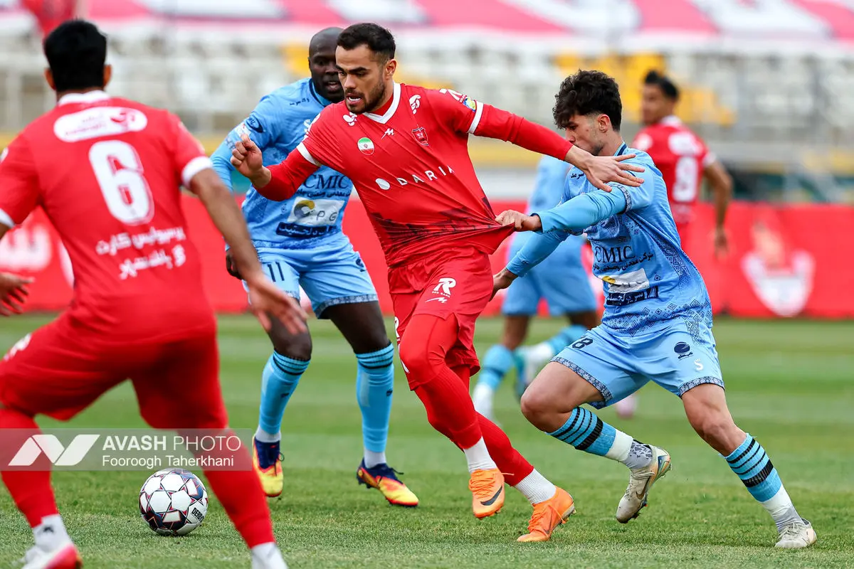 لیگ برتر فوتبال؛ پرسپولیس و چادرملو