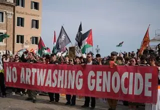 اعتراض کارگران فرهنگی در مخالفت با حضور اسرائیل در دوسالانه ونیز