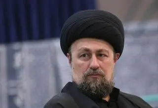 سیدحسن خمینی: به قدرت جوانان‌ باور داشته باشیم و مسئولیت را به آنان‌ واگذار کنیم
