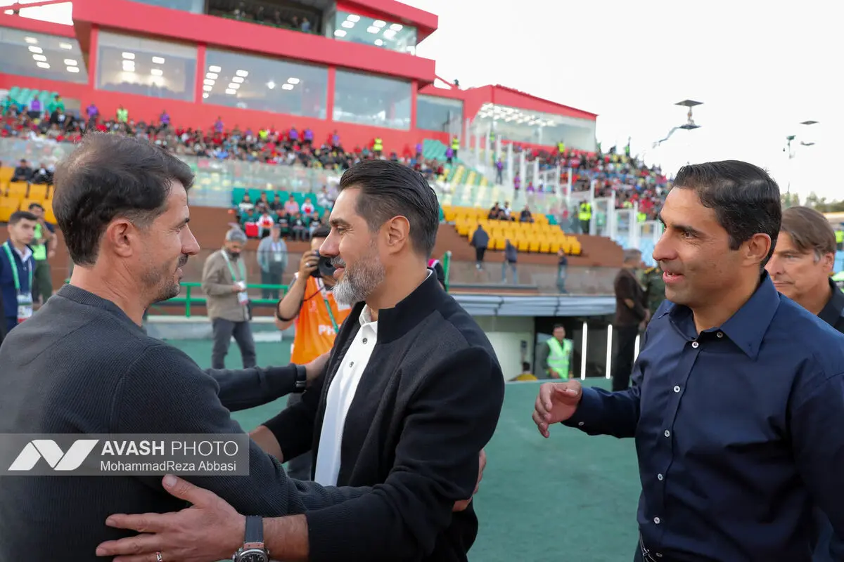 هفته هشتم لیگ برتر فوتبال ایران؛ پرسپولیس - ذوب‌آهن