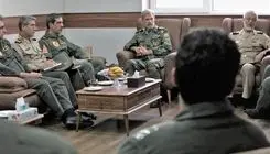 فرمانده کل ارتش از پایگاه‌ هوایی شهید لشگری بازدید کرد