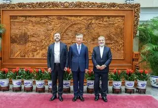 دیدار و گفت‌وگوی معاونین وزاری امور خارجه جمهوری اسلامی ایران و چین در پکن