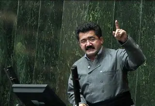 رجزخوانی یک نماینده علیه مدافعان رابطه با آمریکا؛ خجالت بکشید!