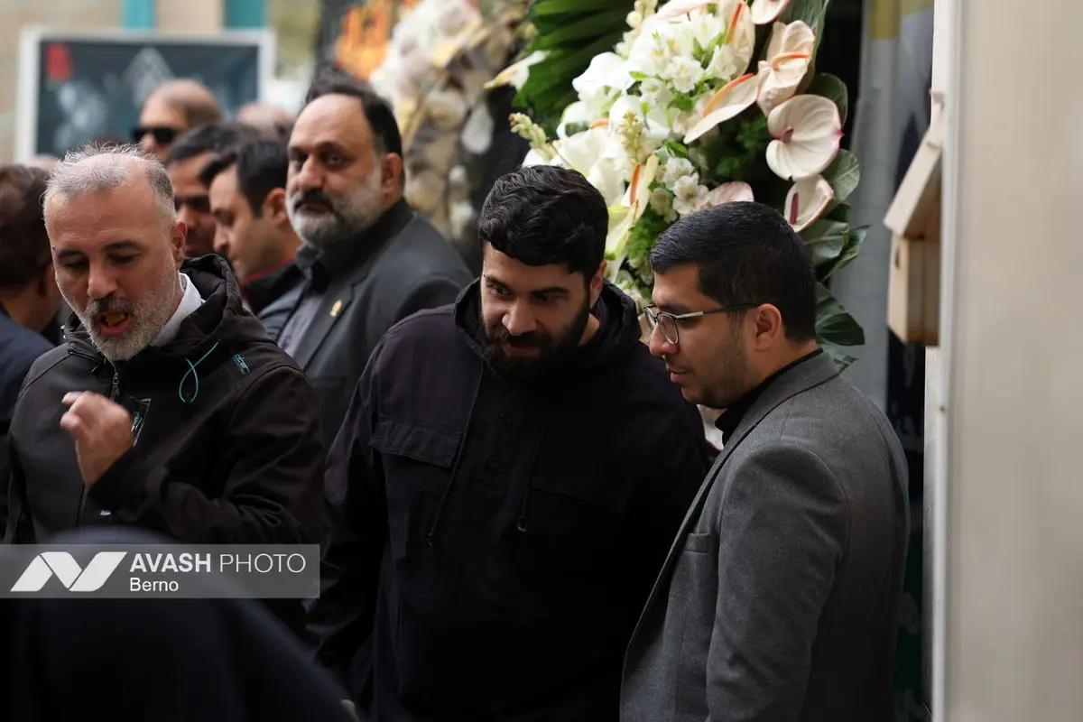 مراسم یادبود زرین احمدی‌نژاد در مسجد جامع نارمک