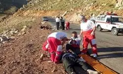 عملیات 7 ساعته برای نجات 5 نفر از سقوط خودرو در توسکستان