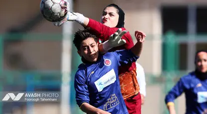 دیدار تیم های خاتون بم و سپاهان اصفهان