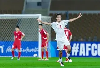 مهدی صحنه: باید تمام تمرکزمان روی بازی با عمان باشد